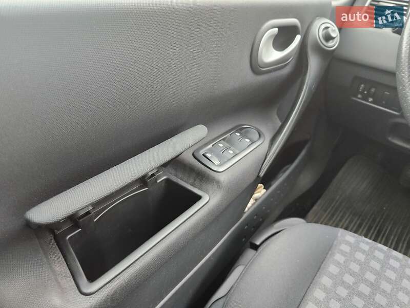 Универсал Renault Megane 2007 в Полтаве фото 29 Универсал Renault Megane 2007 в Полтаве