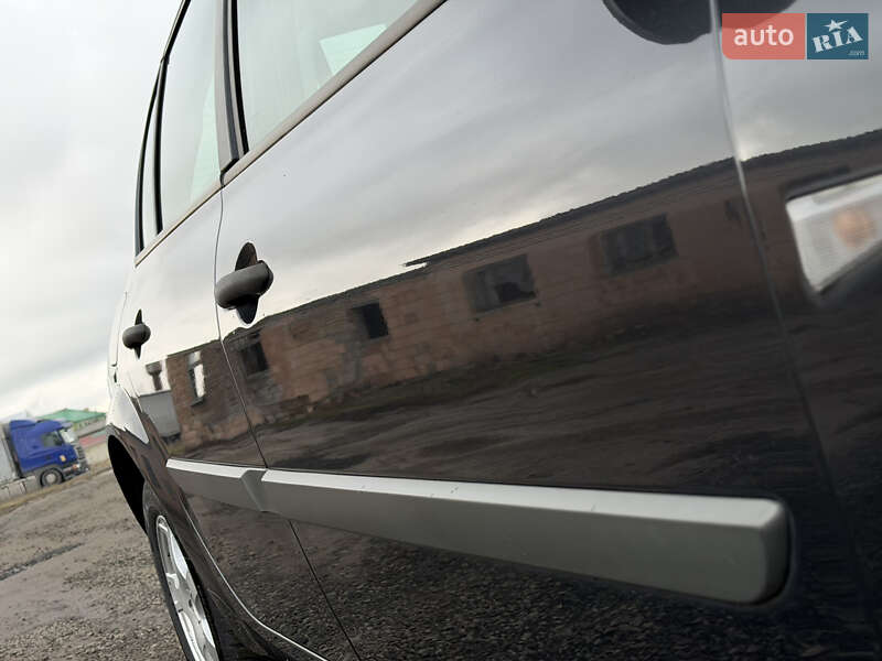 Седан Renault Megane 2009 в Камне-Каширском