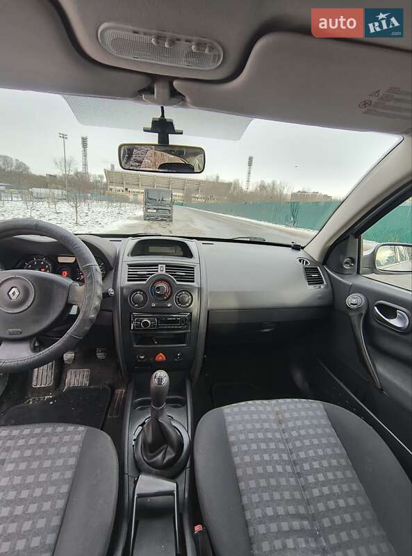 Седан Renault Megane 2007 в Тлумачі