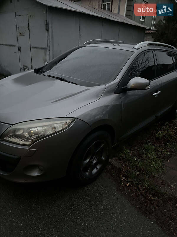 Renault Megane 2010 Renault Megane 2010