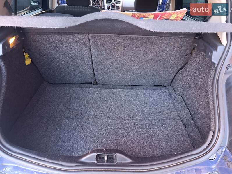 Хэтчбек Renault Megane 2006 в Львове фото 19 Хэтчбек Renault Megane 2006 в Львове