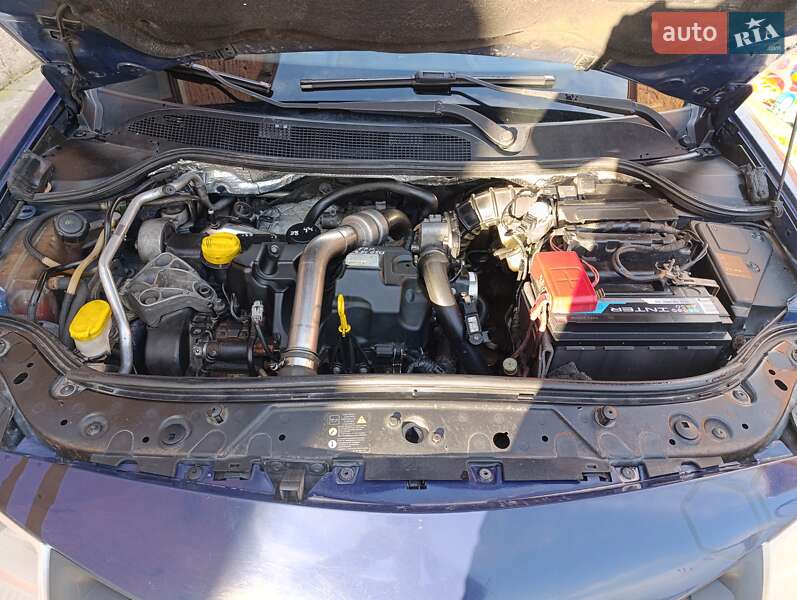 Хэтчбек Renault Megane 2006 в Львове фото 43 Хэтчбек Renault Megane 2006 в Львове