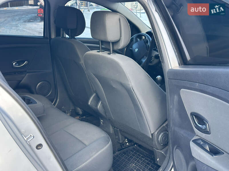 Універсал Renault Megane 2010 в Луцьку фото 9 Універсал Renault Megane 2010 в Луцьку