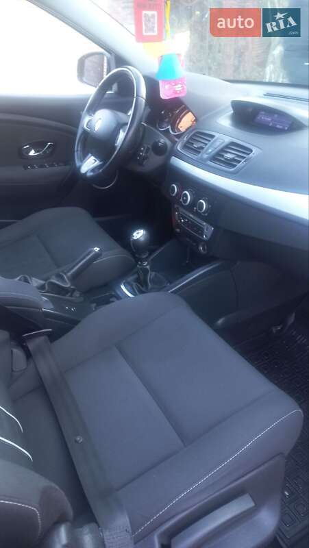 Универсал Renault Megane 2012 в Луцке фото 9 Универсал Renault Megane 2012 в Луцке