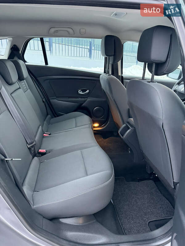 Універсал Renault Megane 2010 в Полтаві фото 13 Універсал Renault Megane 2010 в Полтаві