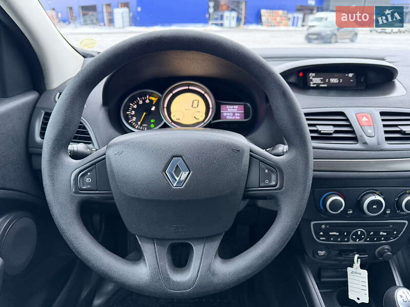 Універсал Renault Megane 2010 в Полтаві фото 24 Універсал Renault Megane 2010 в Полтаві