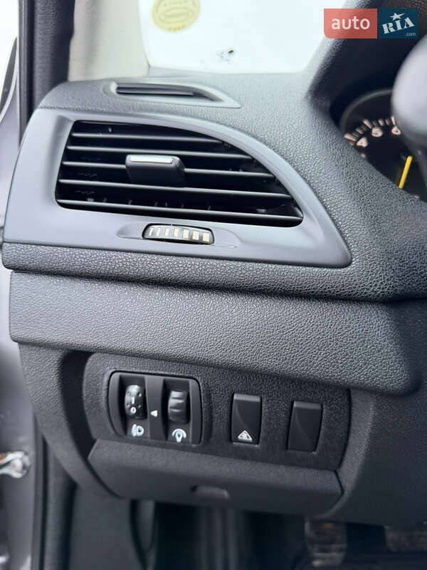 Універсал Renault Megane 2010 в Полтаві фото 84 Універсал Renault Megane 2010 в Полтаві