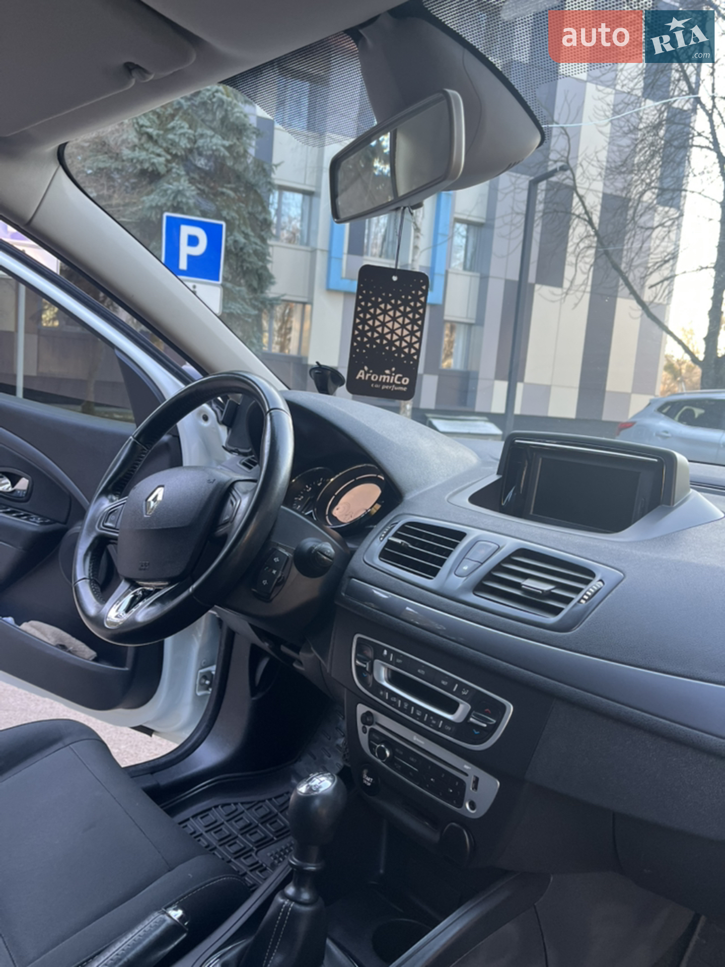 2015 Renault Megane - мініатюра 13