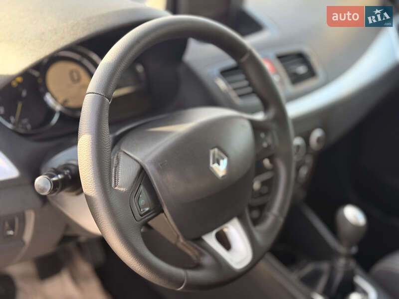 Универсал Renault Megane 2009 в Староконстантинове фото 12 Универсал Renault Megane 2009 в Староконстантинове