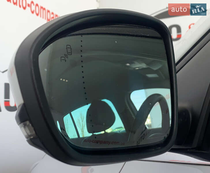 Универсал Renault Megane 2017 в Львове фото 26 Универсал Renault Megane 2017 в Львове