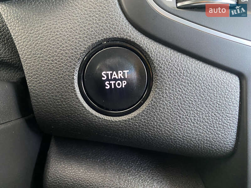 Универсал Renault Megane 2017 в Львове фото 22 Универсал Renault Megane 2017 в Львове