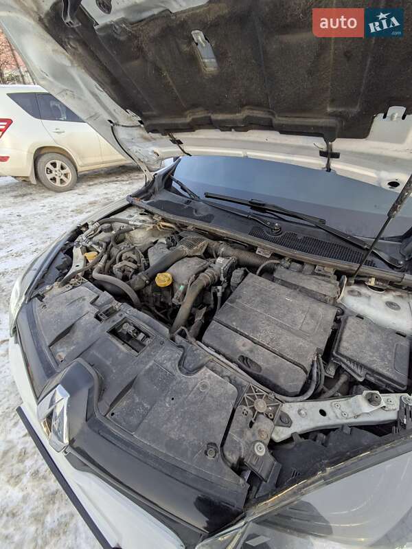 Хэтчбек Renault Megane 2014 в Львове фото 22 Хэтчбек Renault Megane 2014 в Львове