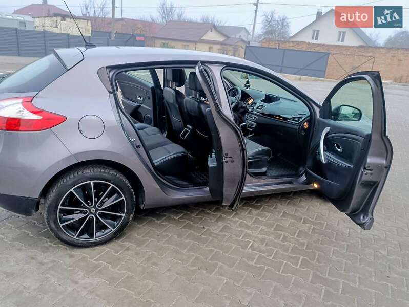 Хэтчбек Renault Megane 2012 в Дубно фото 15 Хэтчбек Renault Megane 2012 в Дубно
