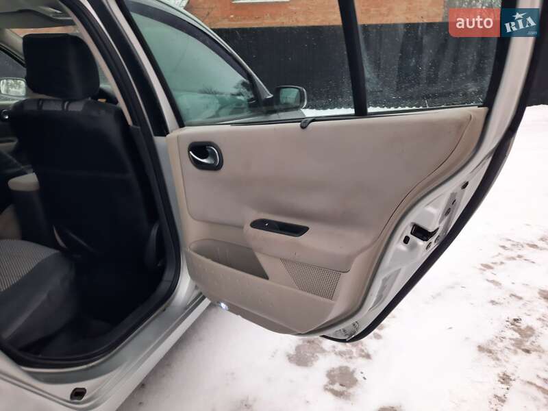 Седан Renault Megane 2006 в Лубнах