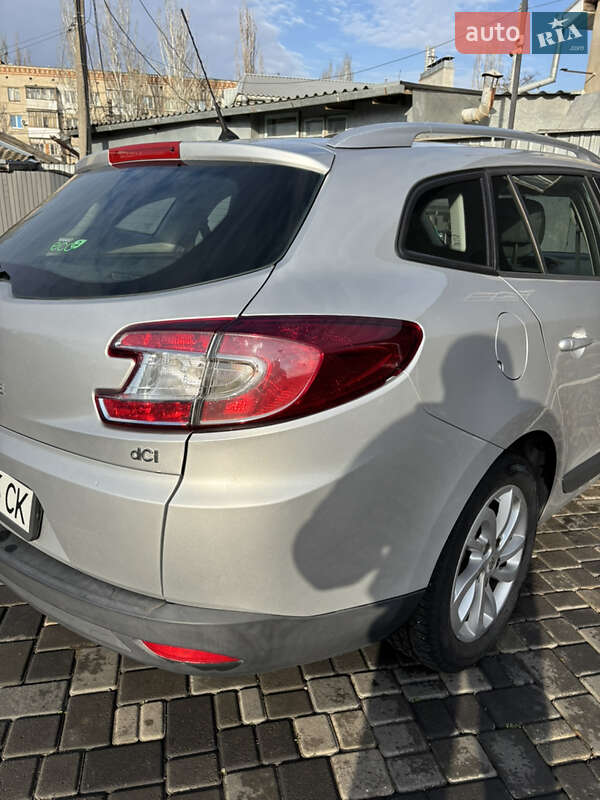 Универсал Renault Megane 2012 в Николаеве фото 6 Универсал Renault Megane 2012 в Николаеве