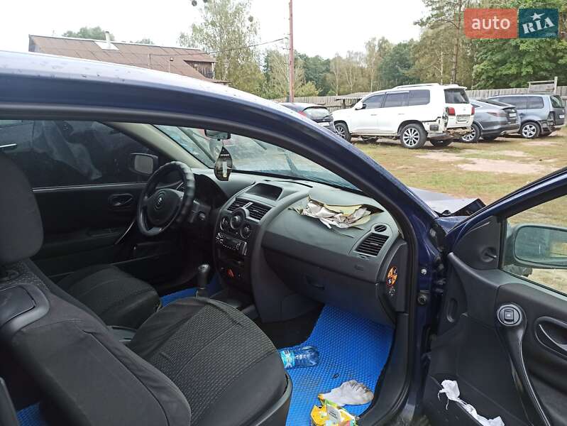 Купе Renault Megane 2005 в Иршанске
