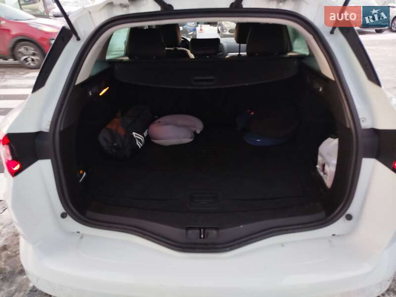 Универсал Renault Megane 2019 в Киеве