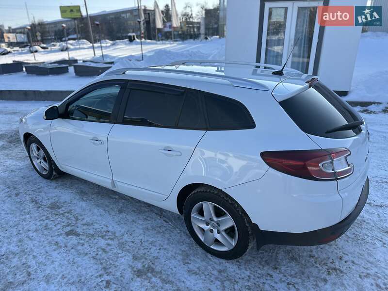 Универсал Renault Megane 2014 в Киеве
