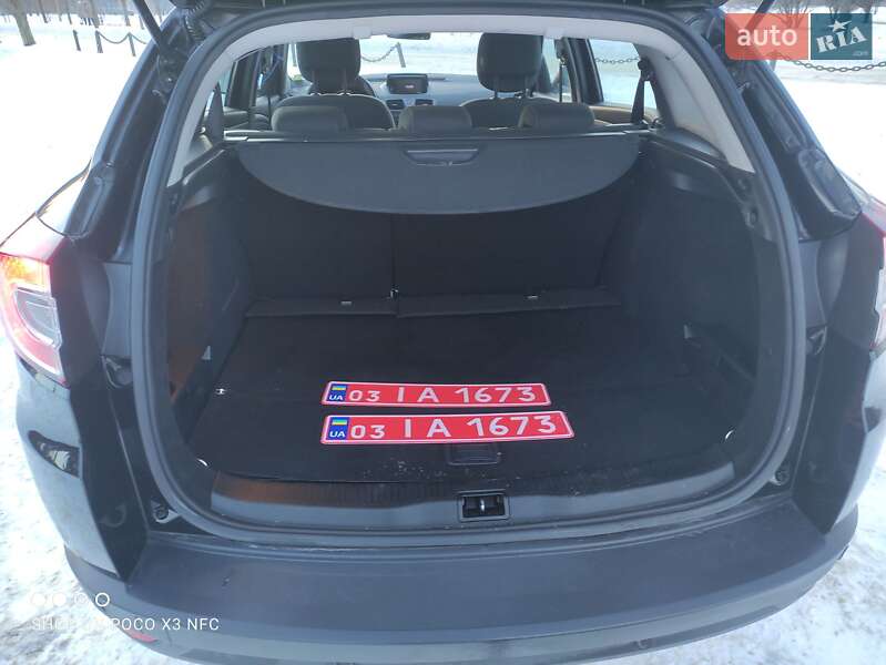 Универсал Renault Megane 2012 в Змиеве фото 20 Универсал Renault Megane 2012 в Змиеве