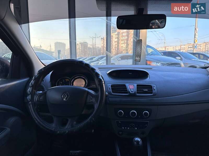 Универсал Renault Megane 2011 в Киеве фото 14 Универсал Renault Megane 2011 в Киеве