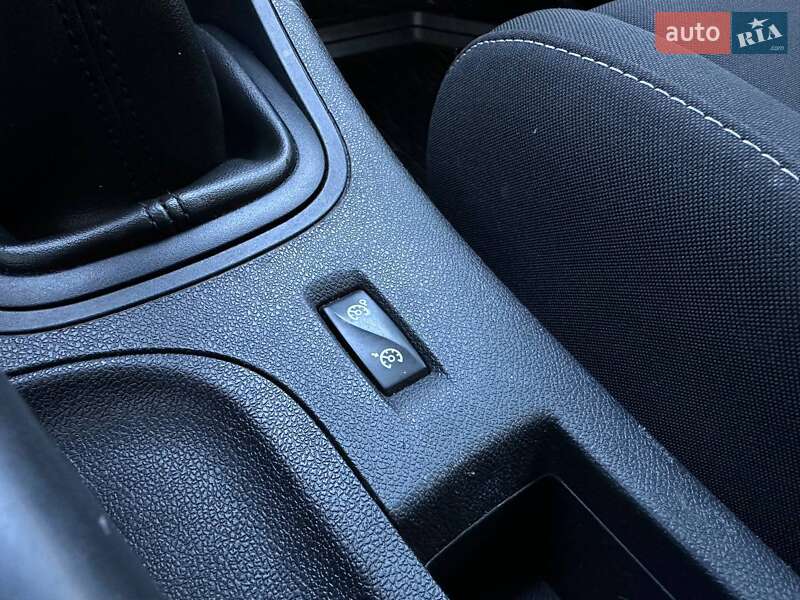 Универсал Renault Megane 2011 в Киеве фото 21 Универсал Renault Megane 2011 в Киеве