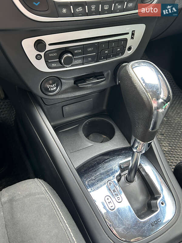 Универсал Renault Megane 2015 в Ивано-Франковске фото 17 Универсал Renault Megane 2015 в Ивано-Франковске