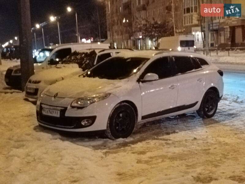 Универсал Renault Megane 2013 в Полтаве фото 22 Универсал Renault Megane 2013 в Полтаве