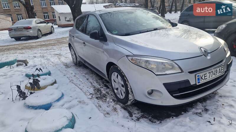 2011 Renault Megane, VIN VF1BZ090E46634341:plate — фото 1 (autoria)