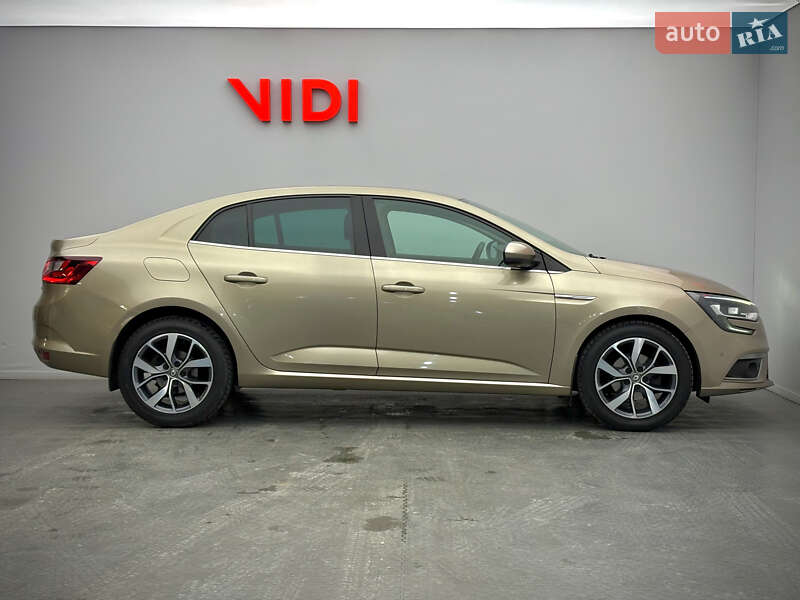 Седан Renault Megane 2017 в Киеве фото 4 Седан Renault Megane 2017 в Киеве