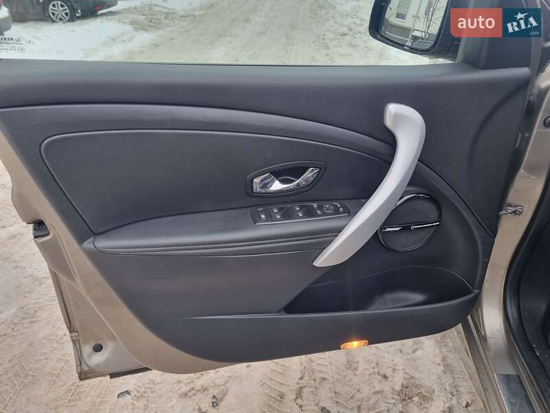 Универсал Renault Megane 2012 в Ивано-Франковске фото 19 Универсал Renault Megane 2012 в Ивано-Франковске