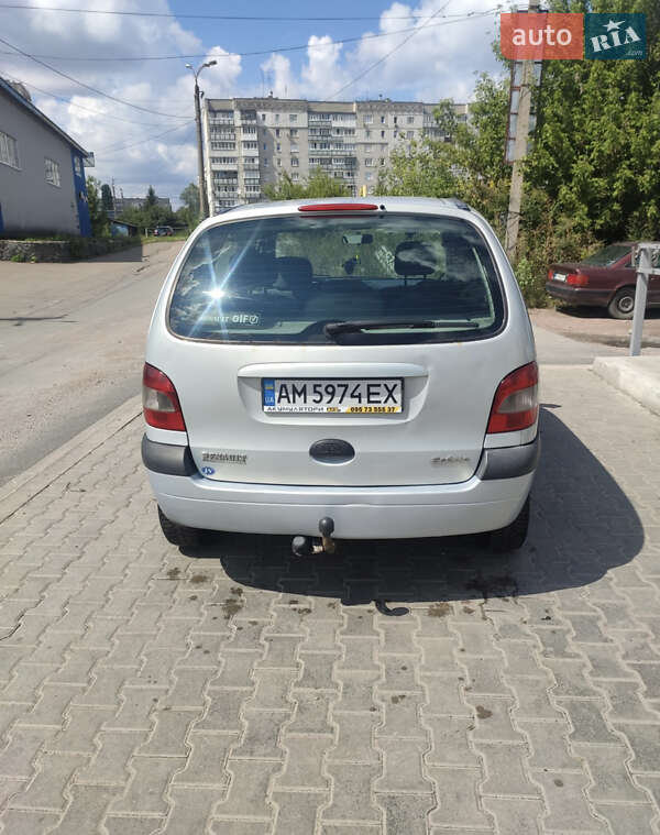 Минивэн Renault Megane 2001 в Житомире