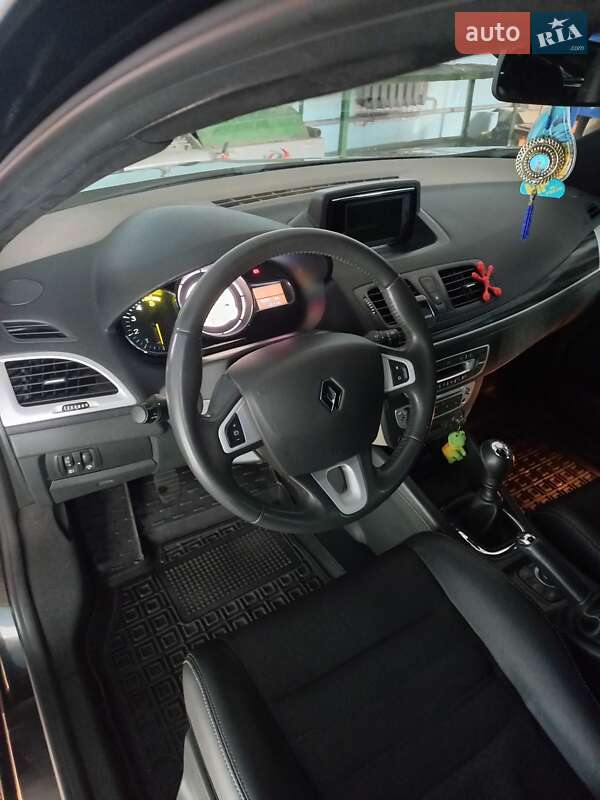 Универсал Renault Megane 2012 в Смеле фото 7 Универсал Renault Megane 2012 в Смеле