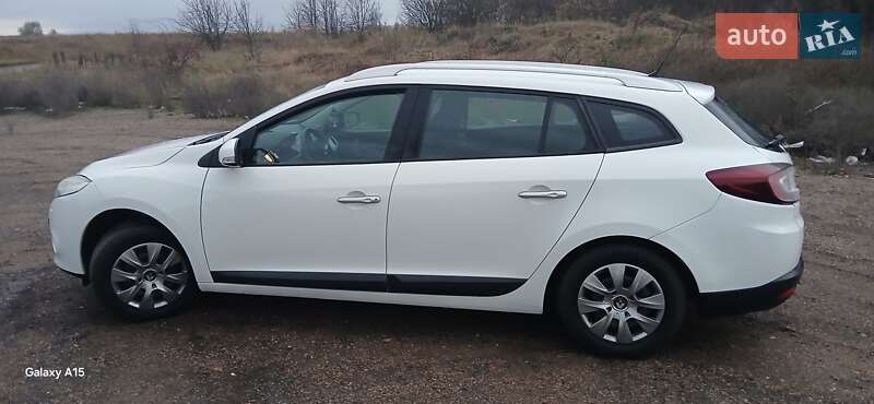 Универсал Renault Megane 2010 в Знаменке фото 4 Универсал Renault Megane 2010 в Знаменке