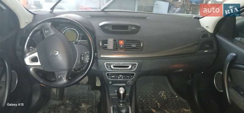 Универсал Renault Megane 2010 в Знаменке фото 12 Универсал Renault Megane 2010 в Знаменке
