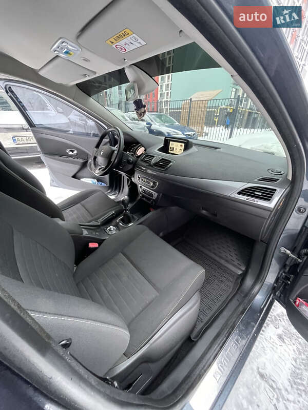 Универсал Renault Megane 2015 в Киеве