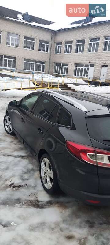 Универсал Renault Megane 2012 в Городке