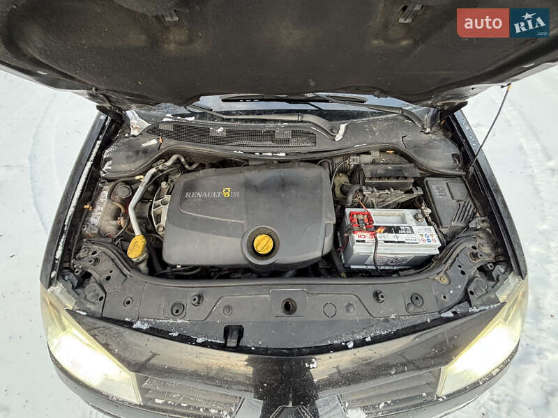 Хэтчбек Renault Megane 2002 в Глобине