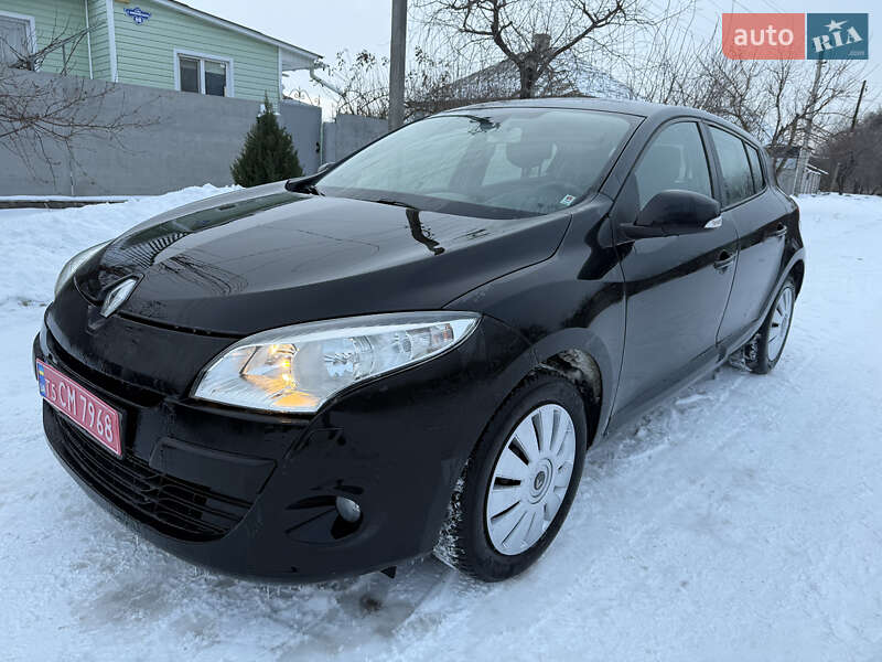 Хэтчбек Renault Megane 2011 в Прилуках
