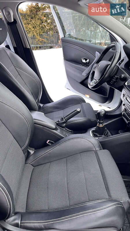Універсал Renault Megane 2015 в Рівному фото 22 Універсал Renault Megane 2015 в Рівному