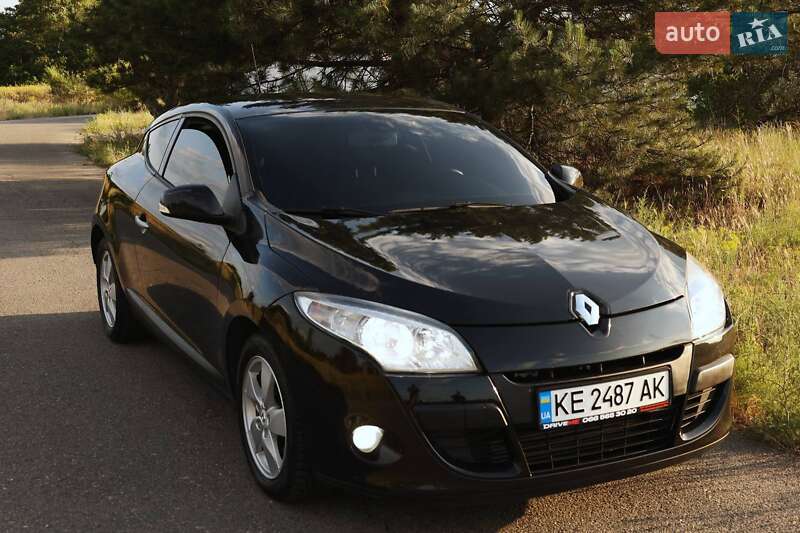 Купе Renault Megane 2009 в Днепре