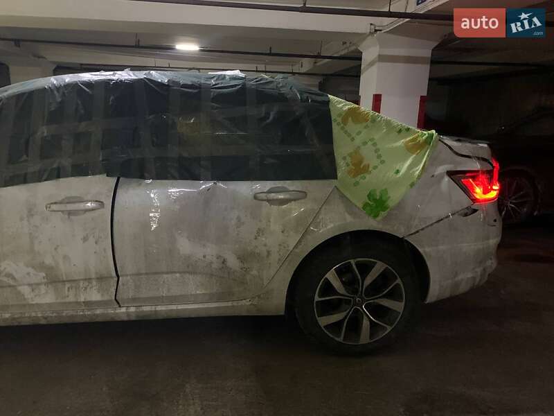 Седан Renault Megane 2019 в Киеве