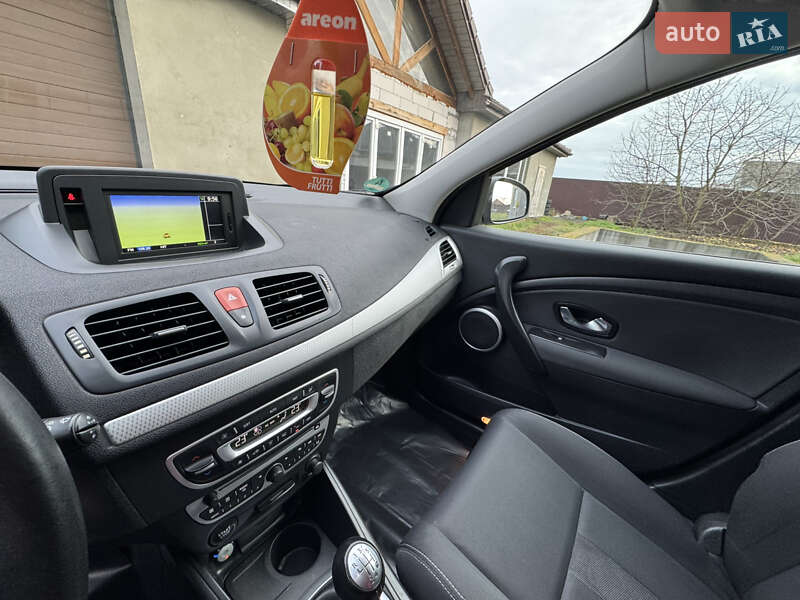 Универсал Renault Megane 2011 в Луцке