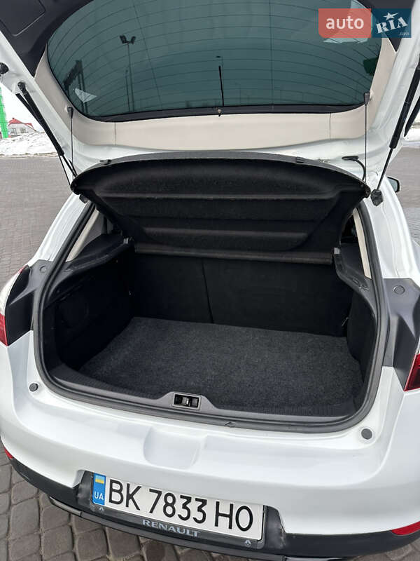 Хэтчбек Renault Megane 2015 в Ровно