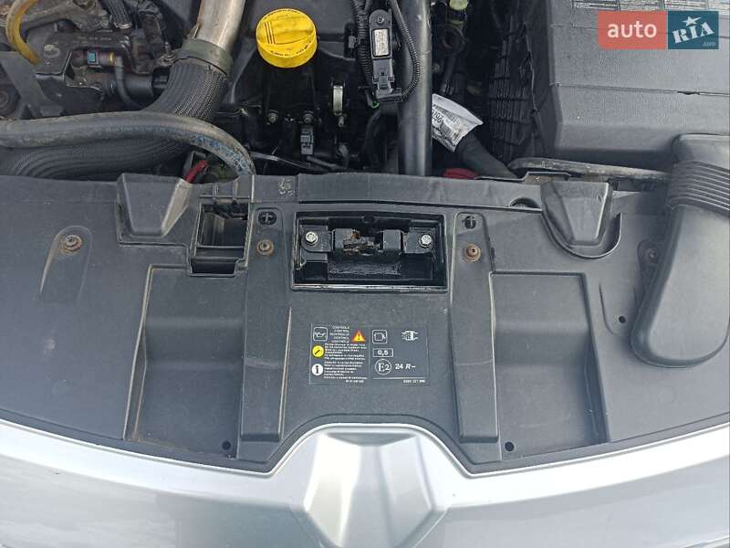 Универсал Renault Megane 2010 в Ракитном фото 48 Универсал Renault Megane 2010 в Ракитном