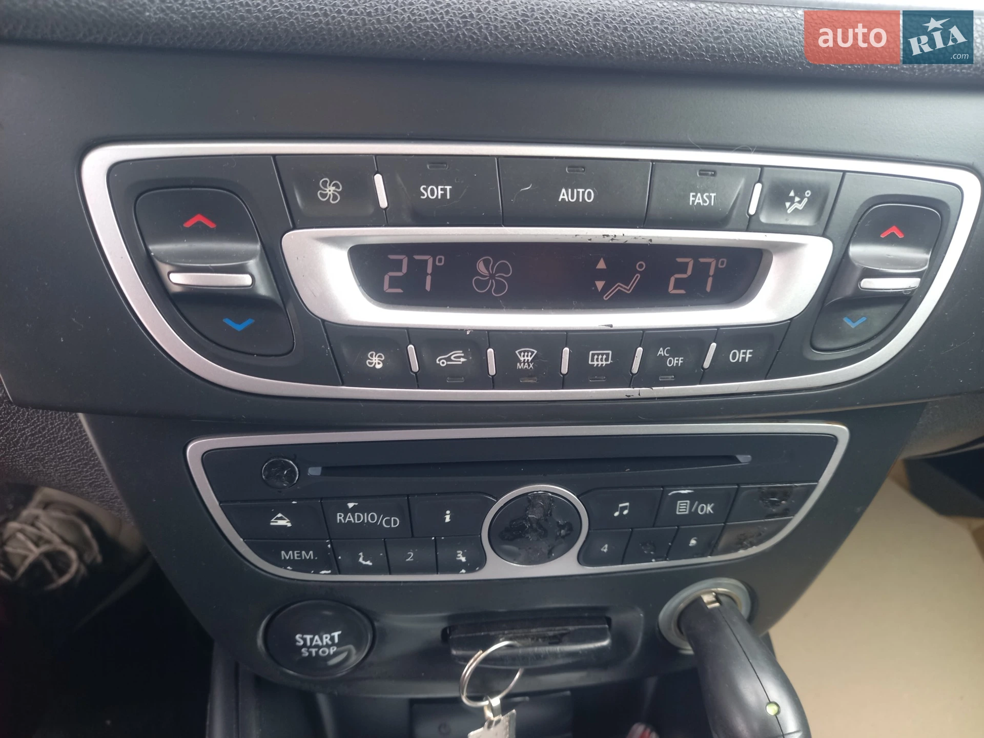 2010 Renault Megane - мініатюра 19