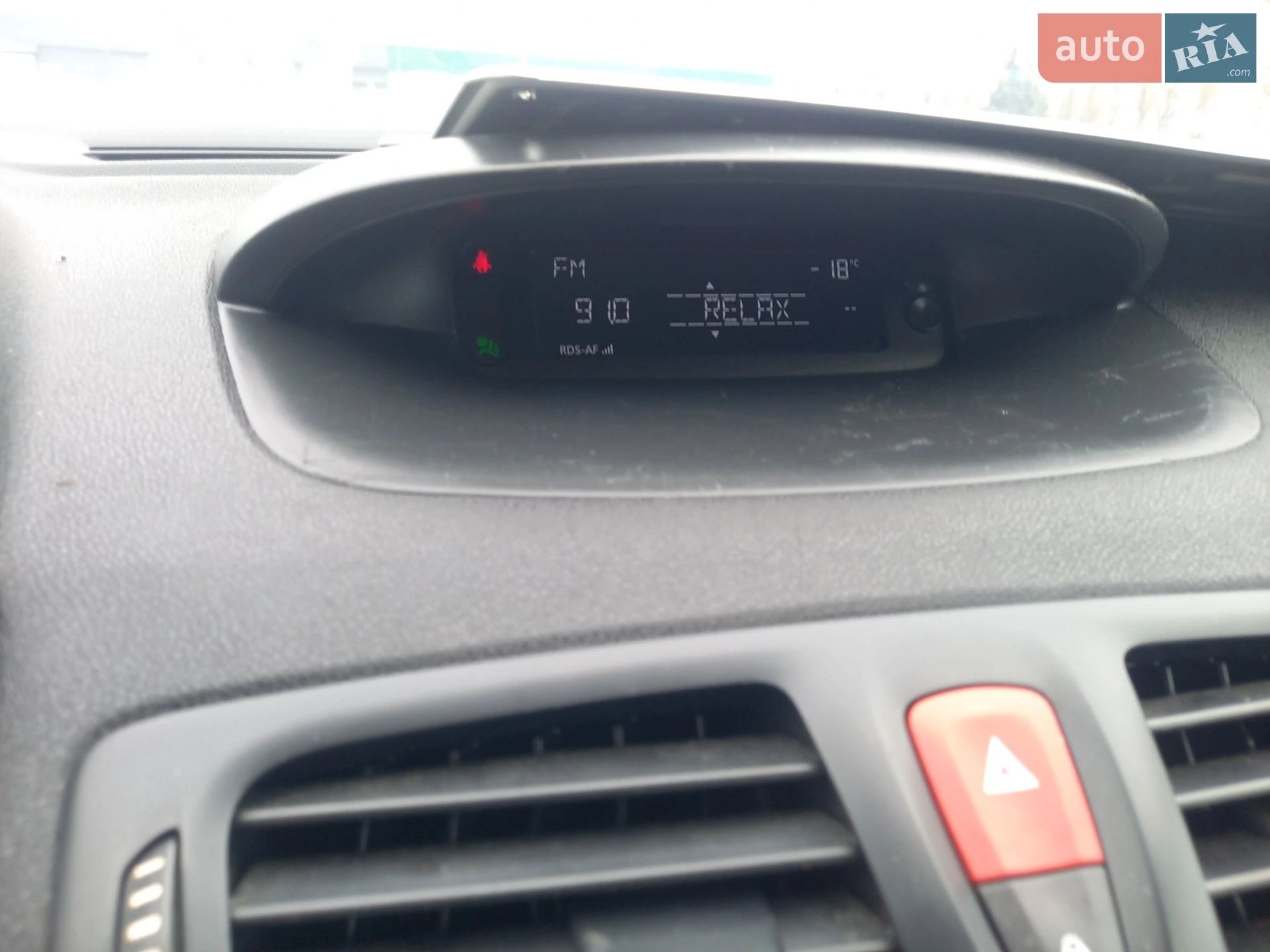 2010 Renault Megane - мініатюра 21