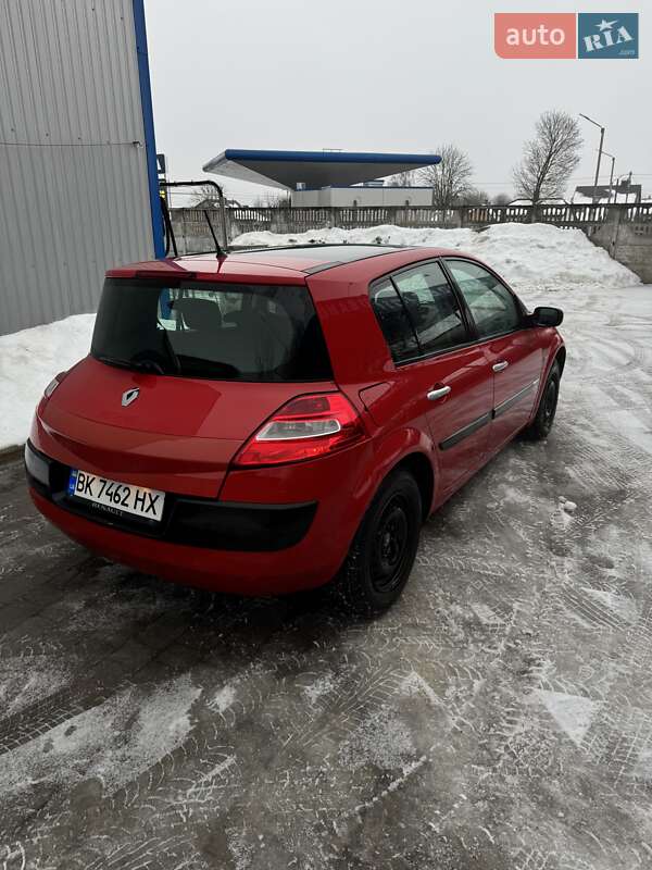 Хэтчбек Renault Megane 2004 в Костополе