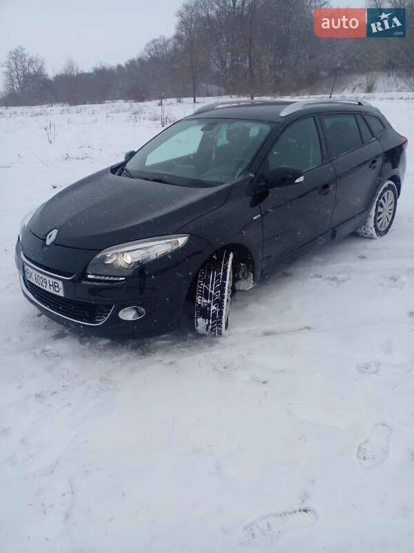Универсал Renault Megane 2012 в Остроге
