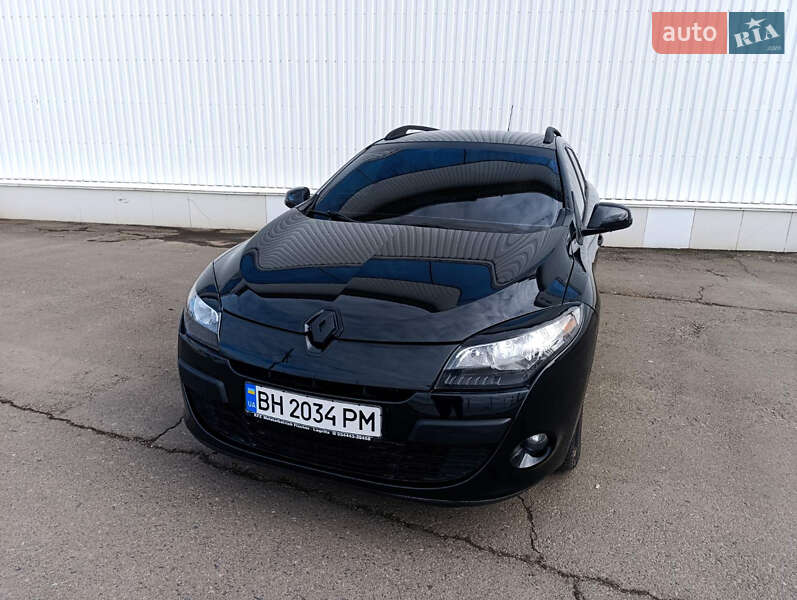 Универсал Renault Megane 2011 в Белгороде-Днестровском фото 18 Универсал Renault Megane 2011 в Белгороде-Днестровском