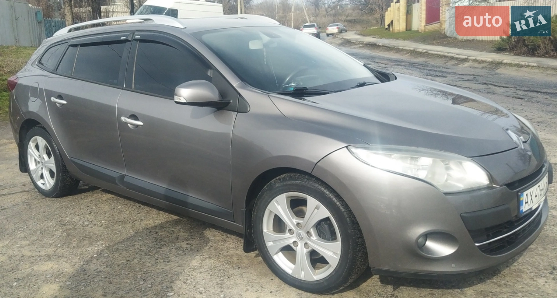 2010 Renault Megane - мініатюра 2